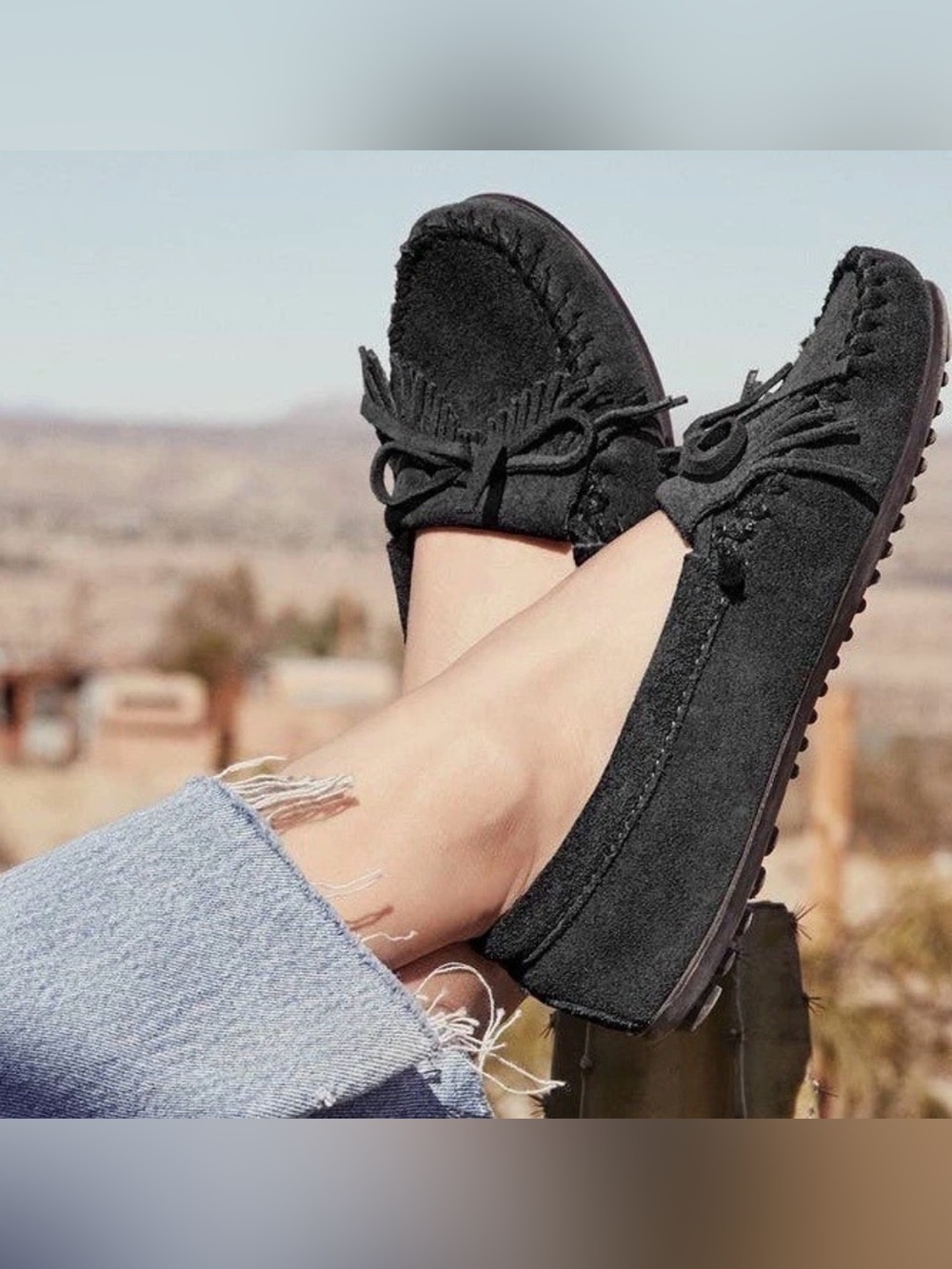 Minnetonka Kilty Suede Driving Shoe Black Moccasin Loafer Women’s Size 10